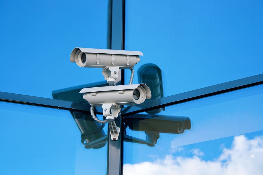 Protecting privacy rights with apartment surveillance: an overview of apartment security camera laws in Illinois post thumbnail image